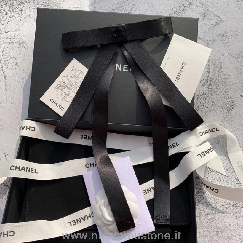 Αυθεντική ποιότητα με κλιπ μαλλιών με κορδέλα Chanel συλλογή φθινόπωρο/χειμώνας 2020 σε μαύρο χρώμα