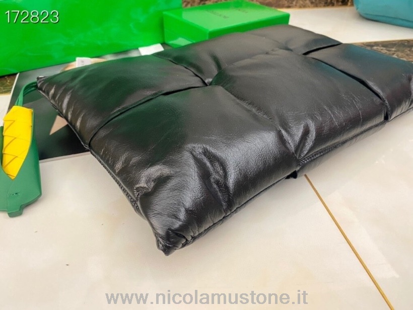 γνήσιας ποιότητας Bottega Veneta Pouch Bag 42cm 630348 δέρμα μοσχαριού συλλογή άνοιξη/καλοκαίρι 2021 μαύρο