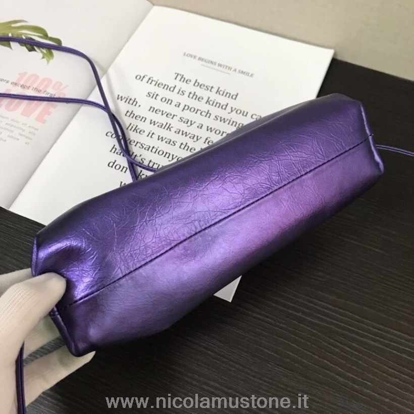 Original quality Bottega Veneta The Mini Pouch Shoulder Bag 22cm Calfskin Leather 2020 Spring/Summer Collection Metallic Purple