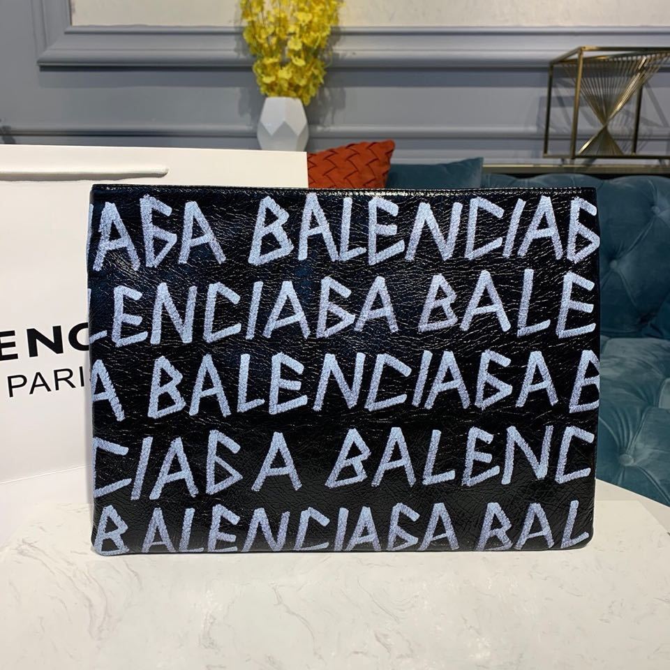Original quality Balenciaga Bazar Graffiti Balenciaga Logo Pouch 33cm Printed Calfskin Leather Fall/Winter 2019 Collection Black/White