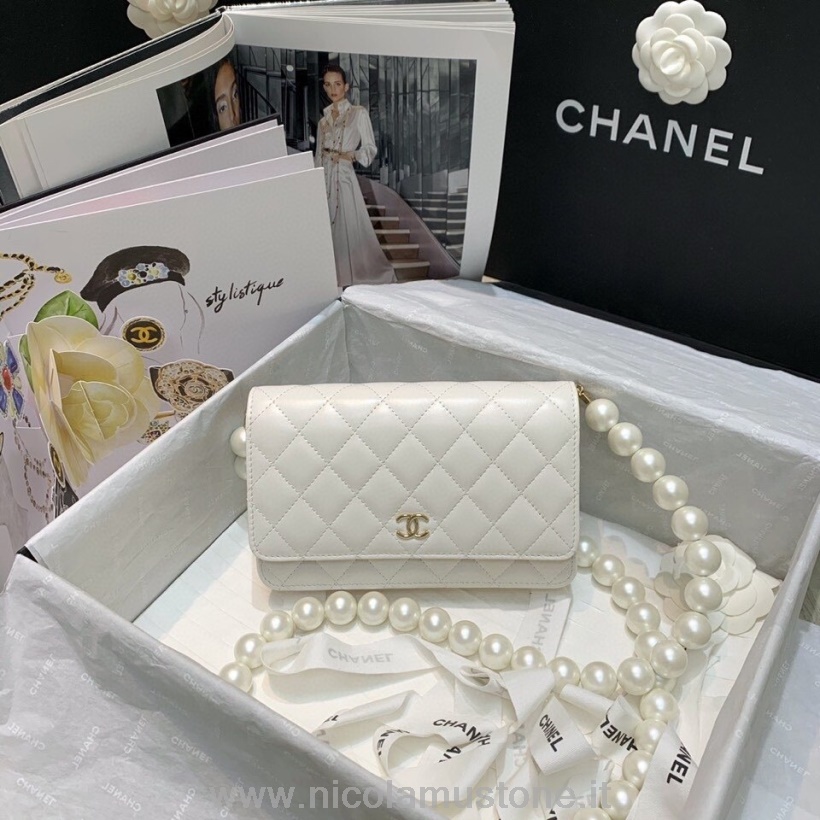 Original quality Chanel Pearl Strap WOC Bag 20cm Lambskin Leather Gold Hardware Fall/Winter 2020 Collection White