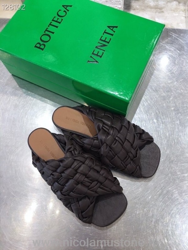 Original quality Bottega Veneta Board Flat Sandals Calfskin Leather Fall/Winter 2020 Collection Dark Brown