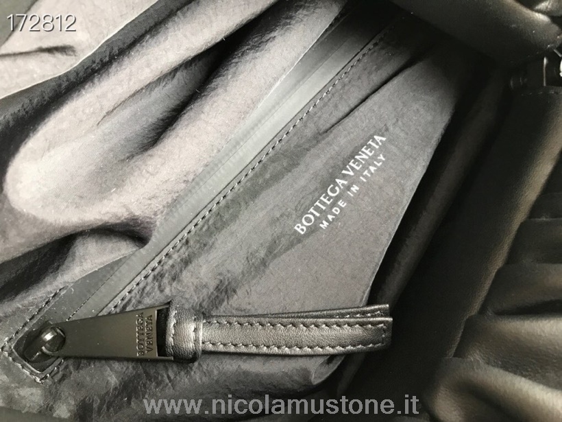 Original quality Bottega Veneta Backpack 54cm 629858 Calfskin Leather Spring/Summer 2021 Collection Black