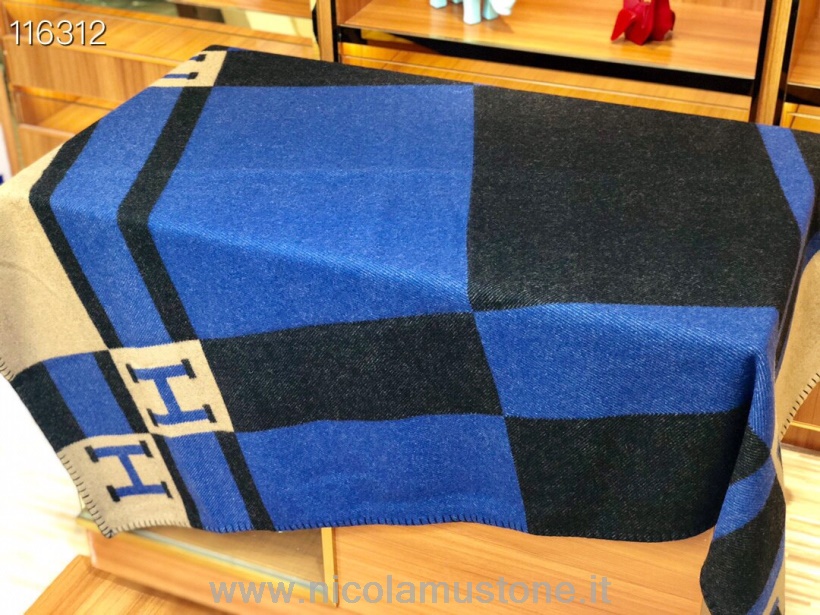 Original quality Hermes Avalon III Signature H Wool Throw Blanket Blue/Black/Tan