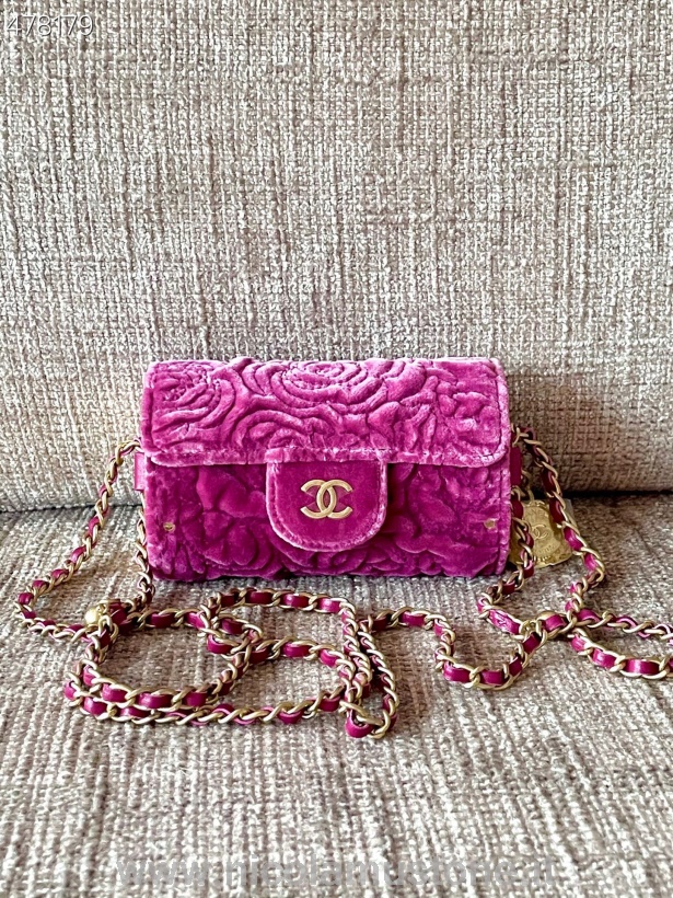 Bolsa De Terciopelo Para Pintalabios Chanel De Calidad Original Piel De Becerro De 12 Cm Herrajes Dorados Colección Primavera/verano 2021 Rosa Rosa