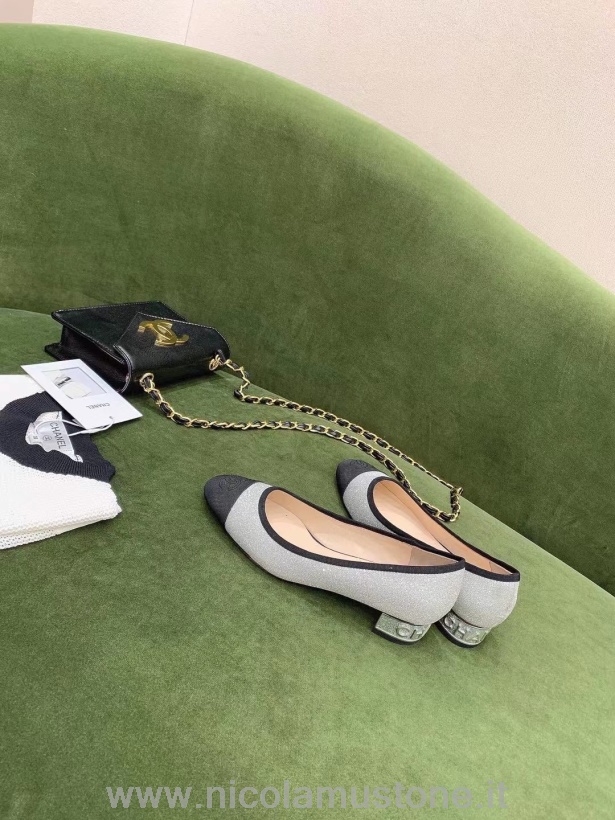 Zapatos De Salón Con Adornos De Purpurina Chanel De Calidad Original Piel De Becerro Colección Otoño/invierno 2021 Plata/negro