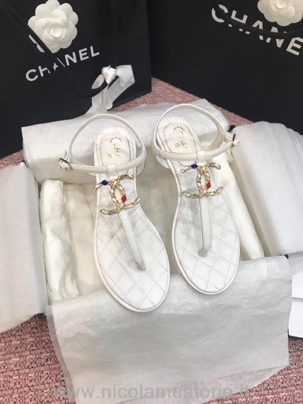Qualité D\origine Chanel Sandales Tongs Logo Cc Cuir De Veau Collection Printemps/été 2020 Acte 2 Blanc
