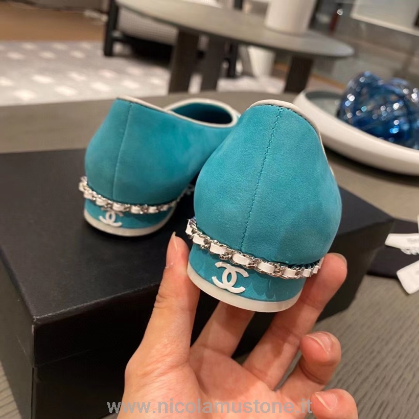 Chanel Chaussures Plates Ornées De Chaîne De Qualité D\origine Cuir De Veau Collection Automne/hiver 2021 Turquoise