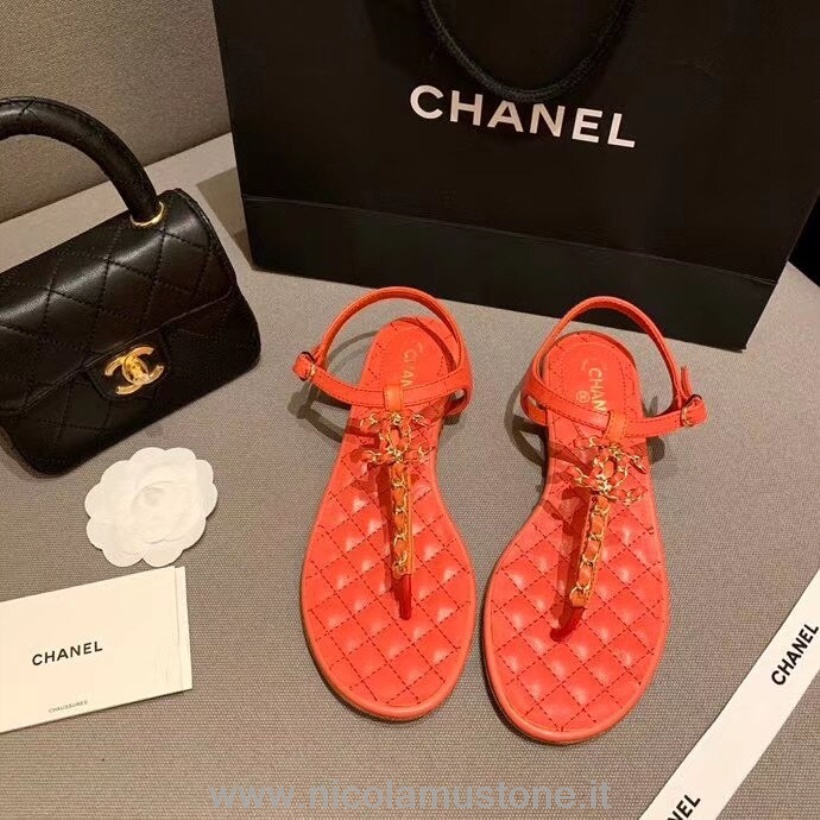 Qualità Originale Chanel Cc Logo Infradito Trapuntato Sandali Pelle Di Vitello Pelle Primavera/estate 2020 Collezione Act 2 Rosso