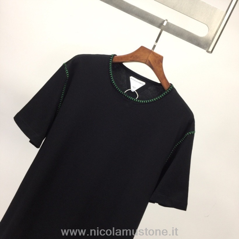 Originele Kwaliteit Bottega Veneta Geweven T-shirt Met Korte Mouwen Lente/zomer 2022 Collectie Zwart/groen