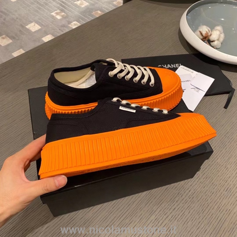 Originele Kwaliteit Chanel Canvas Platform Sneakers Herfst/winter 2021 Collectie Zwart/oranje