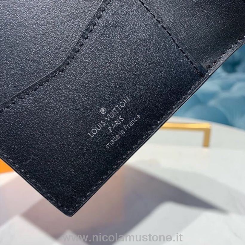 Original Kvalitet Louis Vuitton Passdeksel 15cm Preget Damier Lerret Vår/sommer 2019 Kolleksjon M64501 Grå