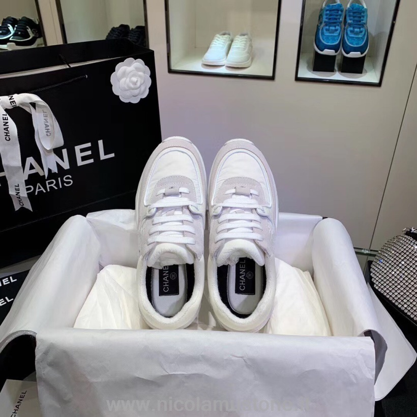 Original Kvalitet Chanel Nylon Sneakers Lammeskinn Semsket Skinn Vår/sommer 2020 Kolleksjon Hvit