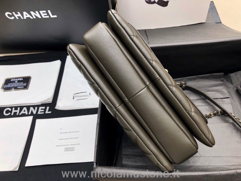 Qualità Originale Chanel Trendy Cc Borsa Con Manico Superiore 25 Cm Pelle Di Vitello Hardware Oro Primavera/estate 2019 Collezione Act 1 Verde Oliva