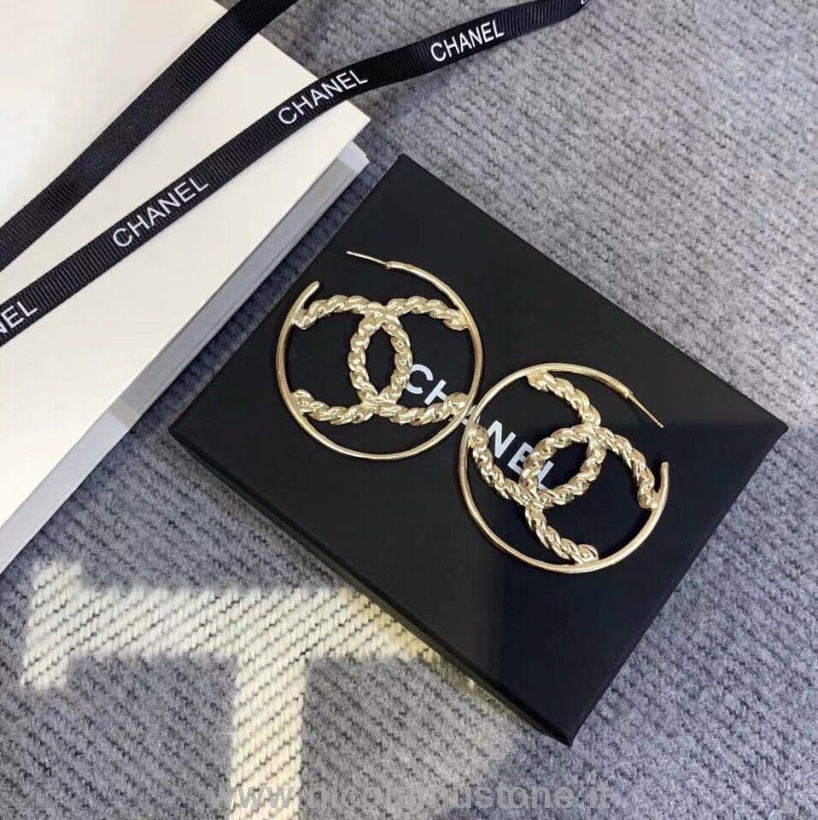 Oryginalnej Jakości Kolczyki Koła Z Logo Chanel Cc Z Kryształowymi Zdobieniami 97351 Kolekcja Wiosna/lato 2019 Złota
