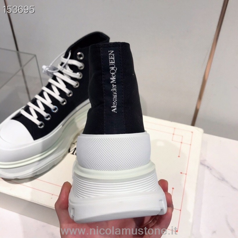 Original Quality Alexander Mcqueen Tread Slick Hi-top Sneakers Collezione Autunno Inverno 2020 Nero/bianco