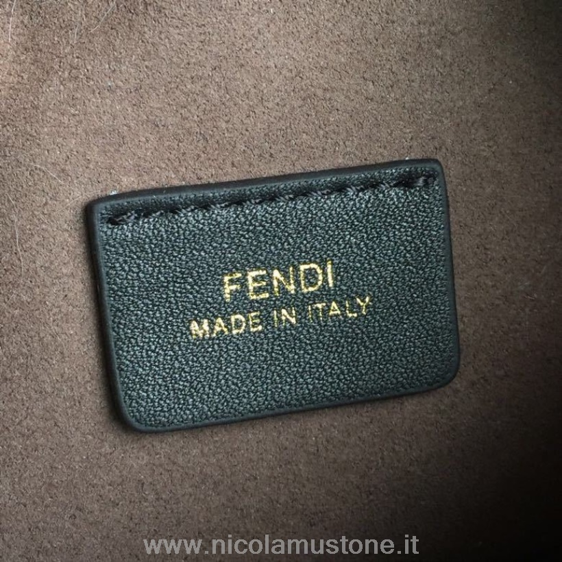 Qualidade Original Fendi Mon Tresor Ff Logo Print Shearling Bucket Bag 20cm Coleção Primavera/verão 2019 Branco
