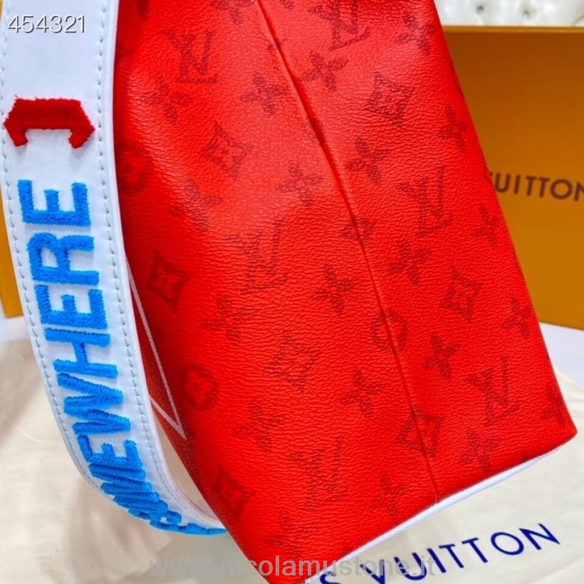 оригинальная качественная сумка Louis Vuitton Carry It 32см холст с монограммой коллекция весна/лето 2021 M46112 красный