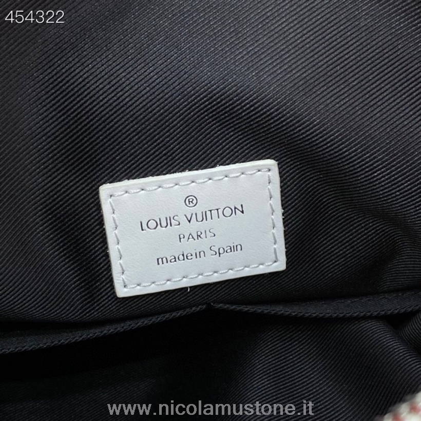 оригинальная качественная сумка Louis Vuitton Carry It 32см холст с монограммой коллекция весна/лето 2021 M46112 красный