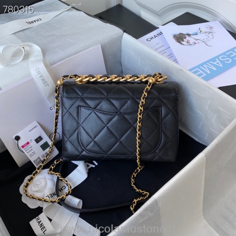 оригинальная качественная сумка с клапаном Chanel 22см As3011 золотая фурнитура из телячьей кожи коллекция осень/зима 2021 черный