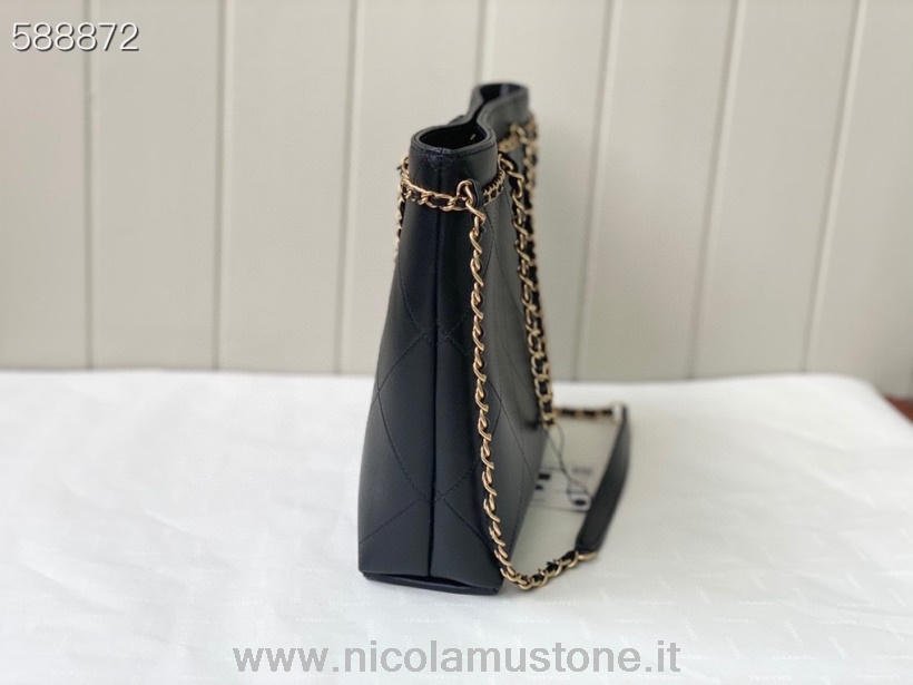 оригинальная качественная сумка через плечо Chanel 25см A2374 золотая фурнитура из телячьей кожи черного цвета