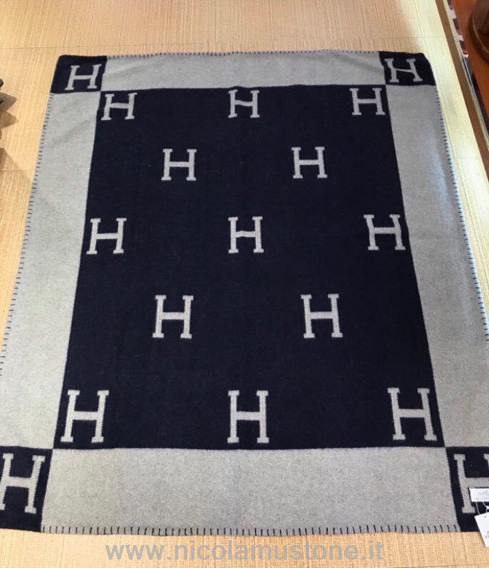 шерстяное одеяло Hermes Avalon Signature H оригинального качества светло-бежевого/темно-синего цвета