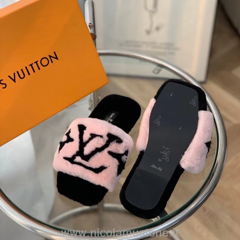 кожаные шлепанцы без задника Louis Vuitton оригинального качества осень/зима 2021 коллекция 1a95dz светло-розовый/черный