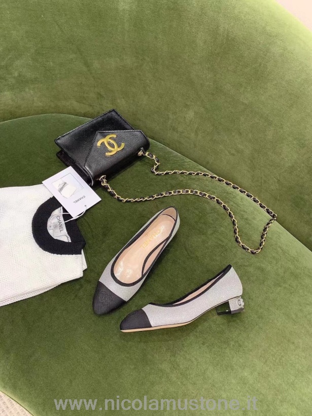 туфли-лодочки оригинального качества Chanel с блестками из телячьей кожи коллекция осень/зима 2021 серебристо-черный
