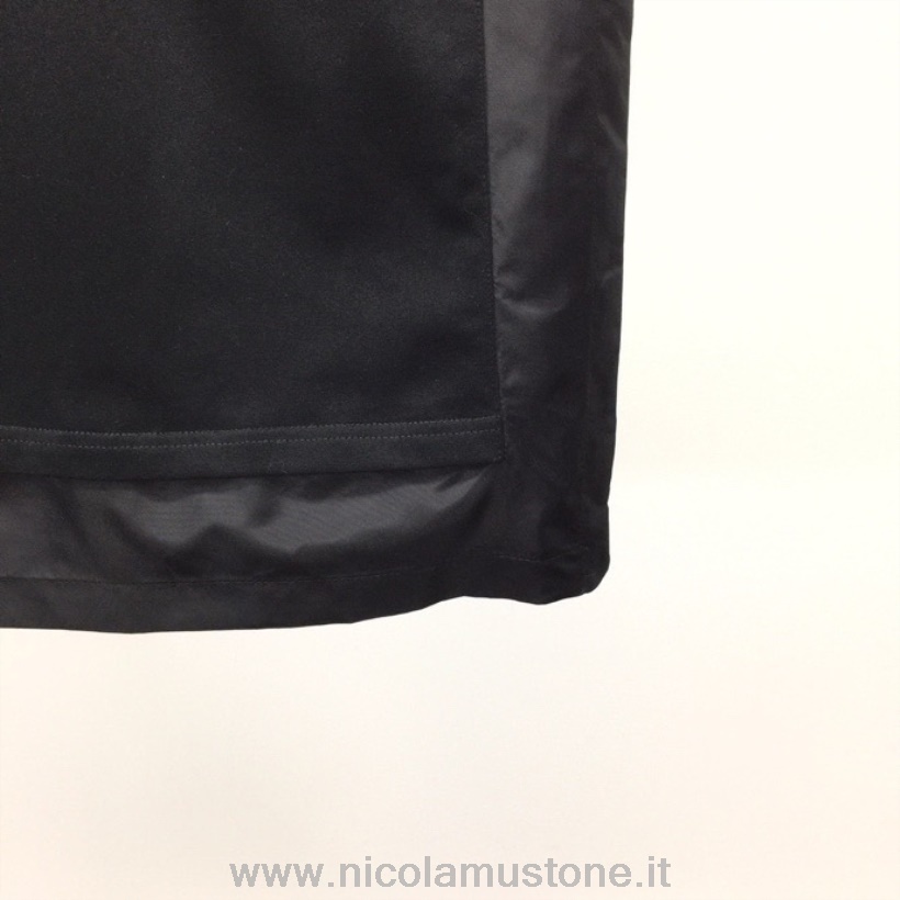 оригинальная качественная футболка из технической ткани Christian Dior X Sacai с короткими рукавами из коллекции весна/лето 2022 черная