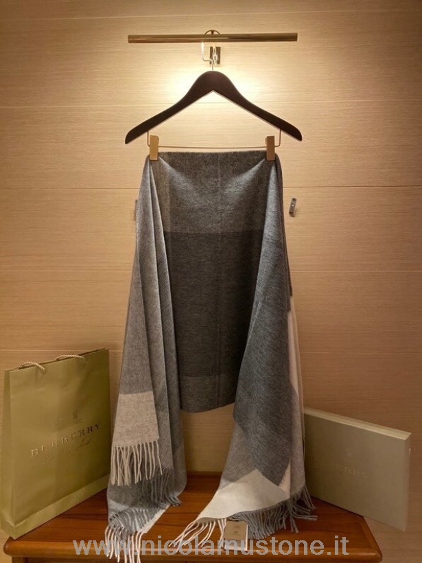 Шарф-шаль из кашемира в стиле пэчворк Burberry оригинального качества 200 см из коллекции осень/зима 2020 серый/белый