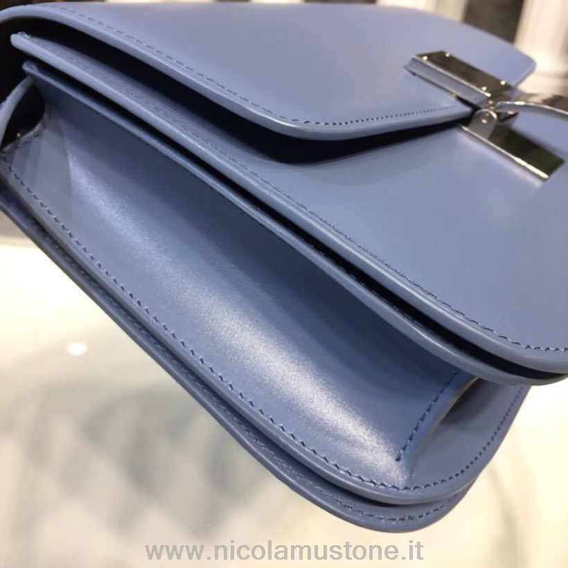 Celine Classic Box Bag 24cm Smooth Calfskin Spring/summer 2018 Collection Medium Blue  กระเป๋า